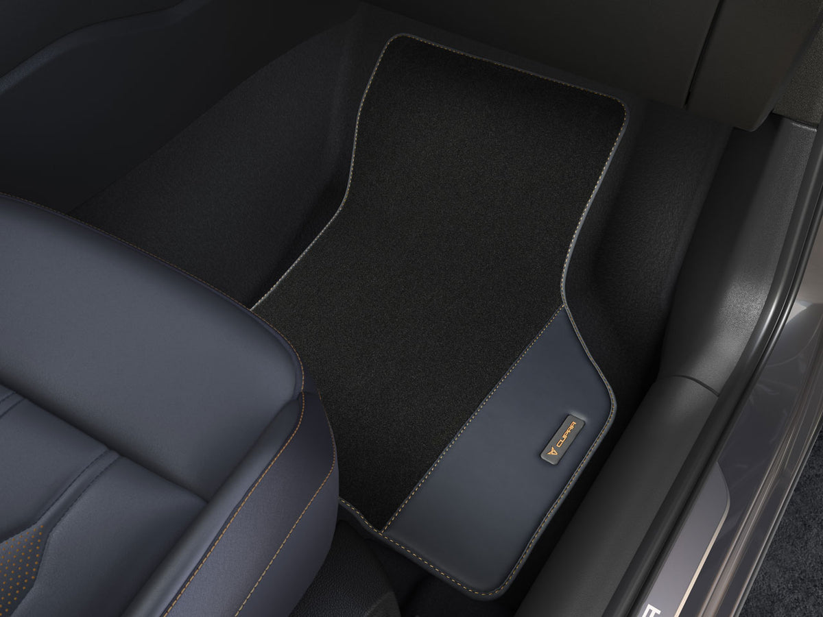 Carpet Floor Mat - Set - Leon (2020>Present)