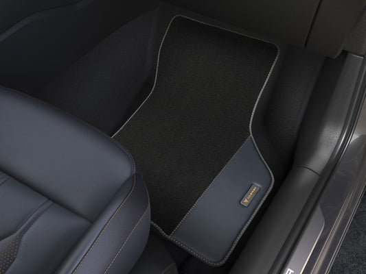 Carpet Floor Mat - Set - Leon (2020>Present)